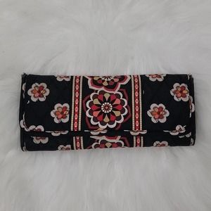 Vera Bradley Pirouette Floral Quilted Tri Fold Wallet